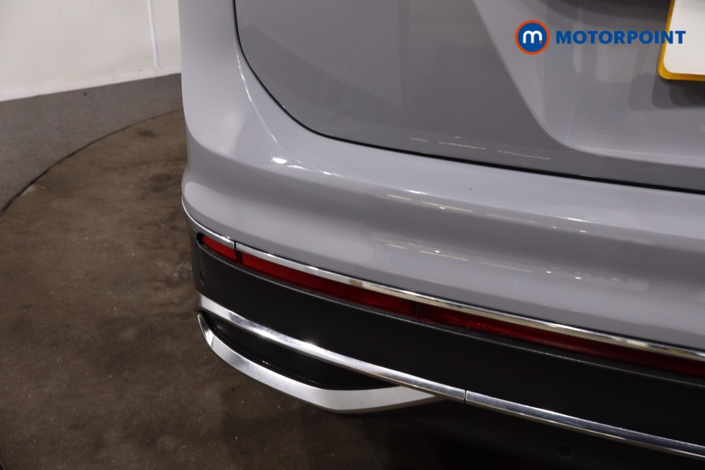 Volkswagen Tiguan Elegance Automatic Petrol SUV - Stock Number (1640434) - 35th supplementary image