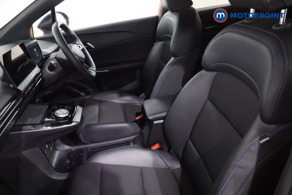 Mg Motor Uk MG4 Trophy Automatic Electric SUV - Stock Number (1640739) - 4th supplementary image