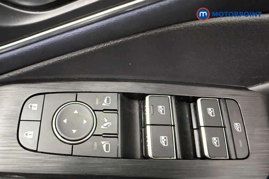 Nissan Qashqai Tekna-Plus Automatic Petrol-Electric Hybrid SUV - Stock Number (1641300) - 21st supplementary image