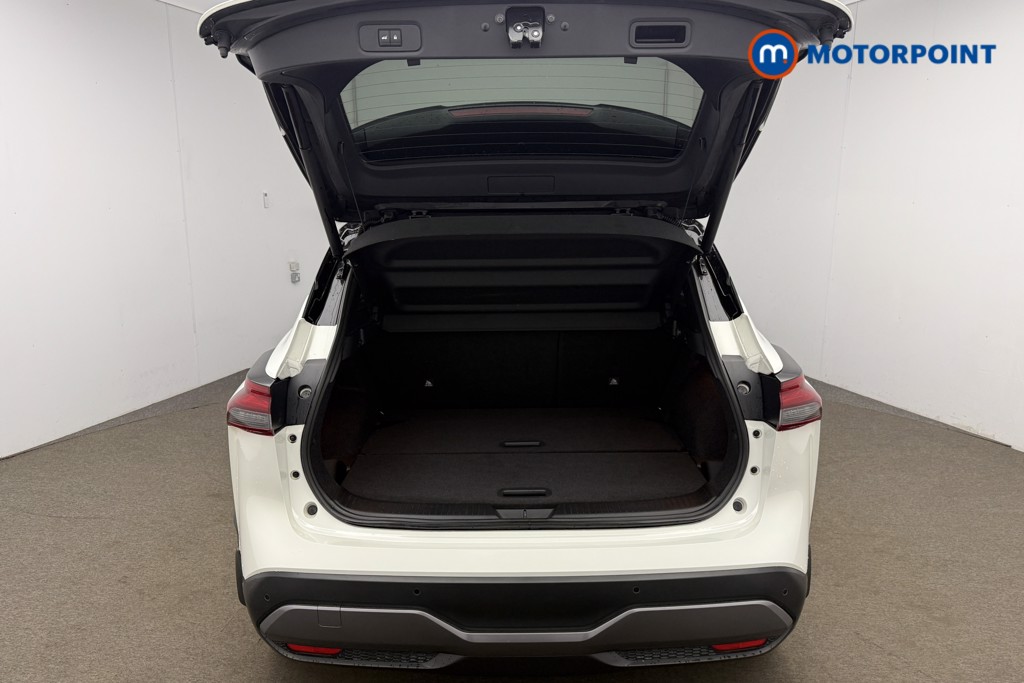 Nissan Qashqai Tekna-Plus Automatic Petrol-Electric Hybrid SUV - Stock Number (1641300) - 25th supplementary image