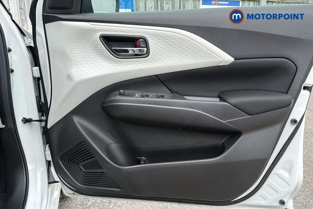 Suzuki Swift Motion Manual Petrol Hatchback - Stock Number (1607420) - 18th supplementary image