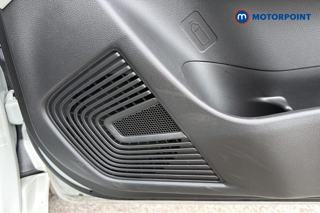Suzuki Swift Motion Manual Petrol Hatchback - Stock Number (1607420) - 21st supplementary image