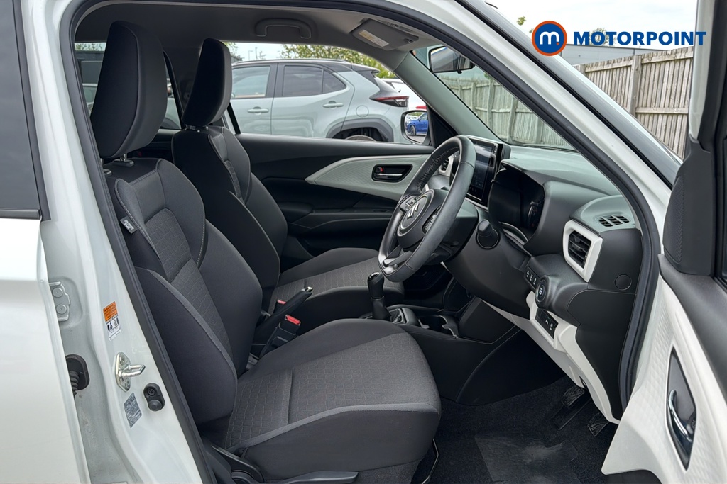 Suzuki Swift Motion Manual Petrol Hatchback - Stock Number (1607420) - 22nd supplementary image
