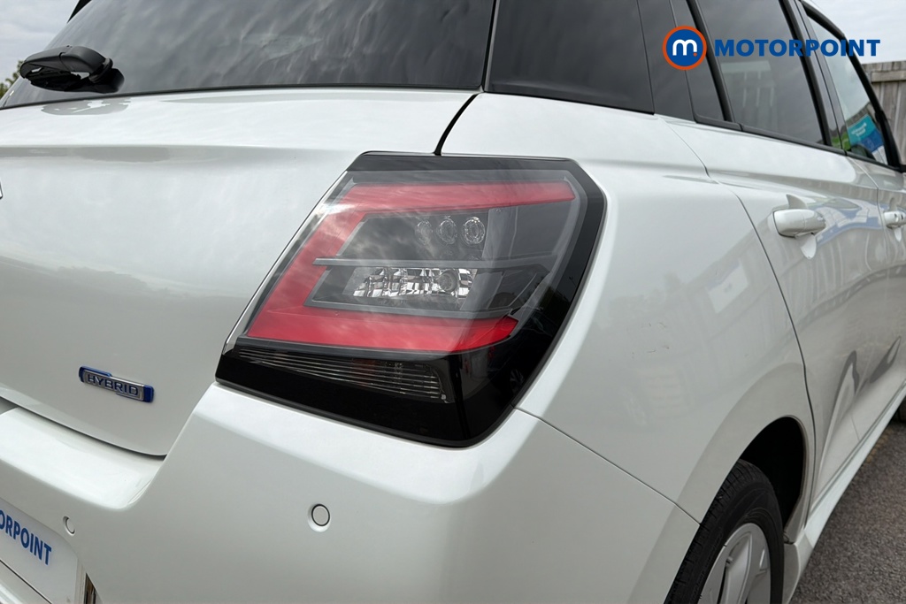 Suzuki Swift Motion Manual Petrol Hatchback - Stock Number (1607420) - 36th supplementary image