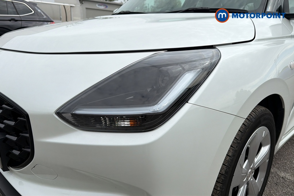 Suzuki Swift Motion Manual Petrol Hatchback - Stock Number (1607420) - 42nd supplementary image
