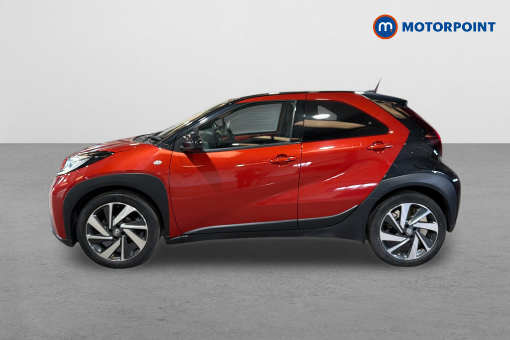 Toyota Aygo X Exclusive Manual Petrol Hatchback - Stock Number (1619136) - Passenger side