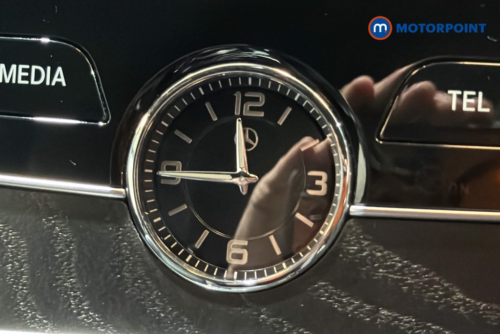Mercedes-Benz C Class Amg Line Automatic Petrol Coupe - Stock Number (1622103) - 7th supplementary image