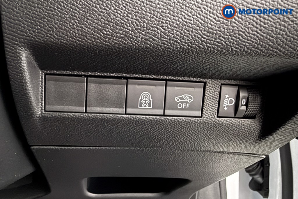 Peugeot 208 Allure Manual Petrol Hatchback - Stock Number (1624790) - 5th supplementary image