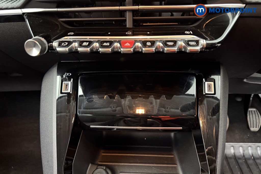 Peugeot 208 Allure Manual Petrol Hatchback - Stock Number (1624790) - 10th supplementary image