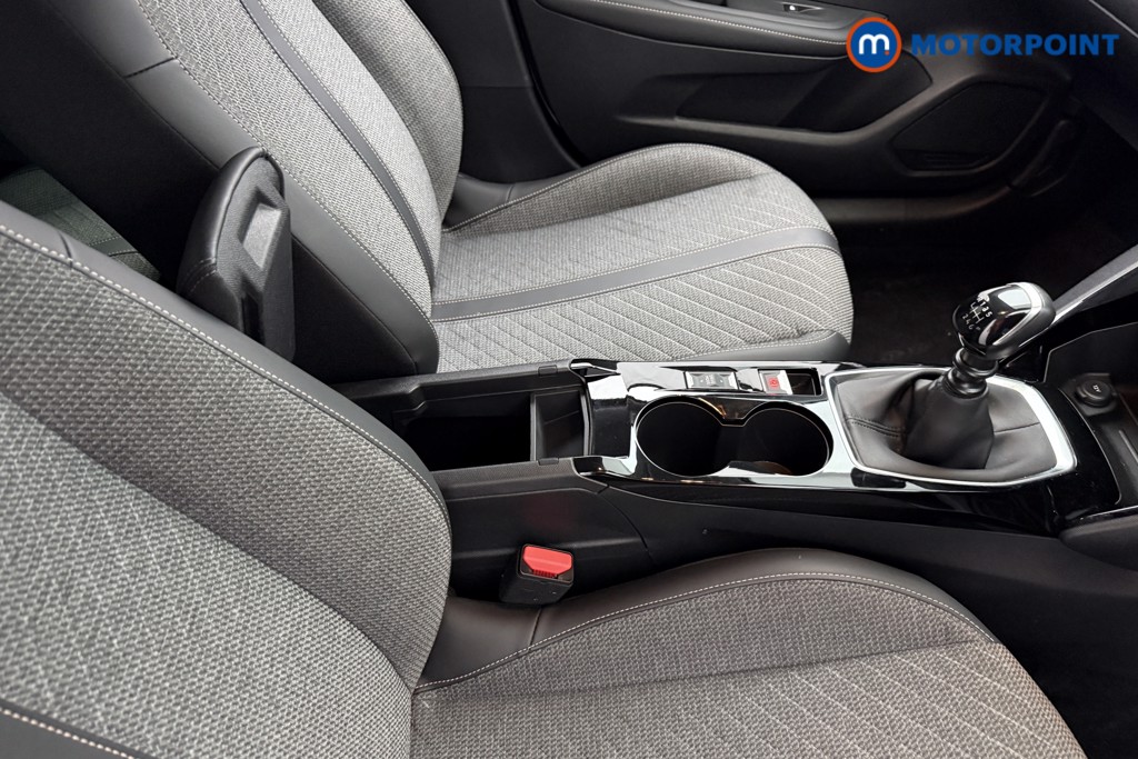 Peugeot 208 Allure Manual Petrol Hatchback - Stock Number (1624790) - 12th supplementary image