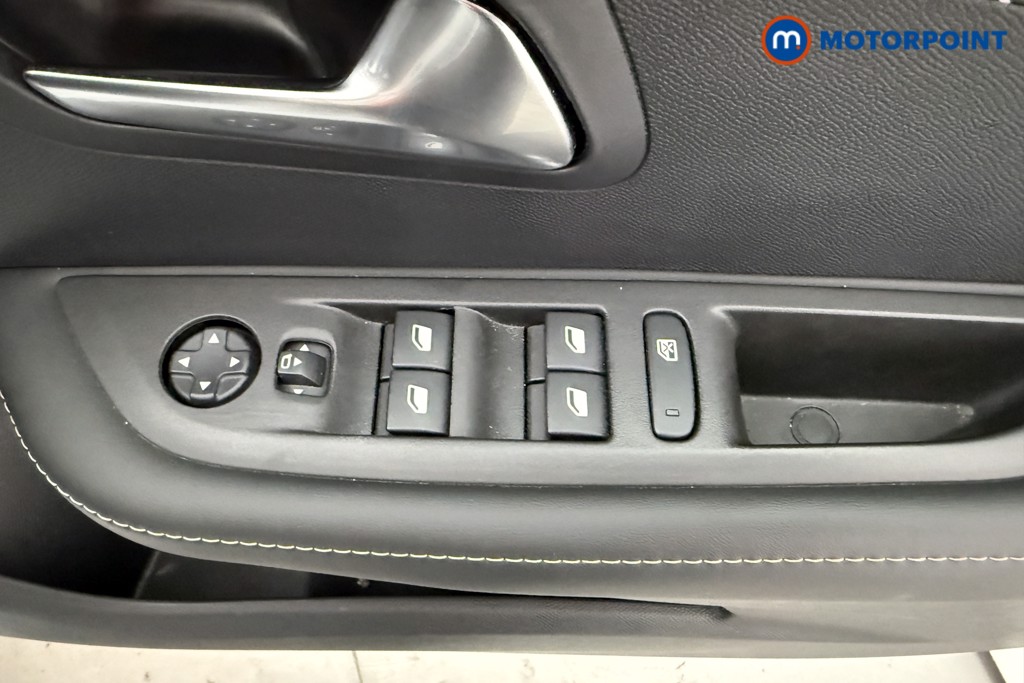 Peugeot 208 Allure Manual Petrol Hatchback - Stock Number (1624790) - 16th supplementary image