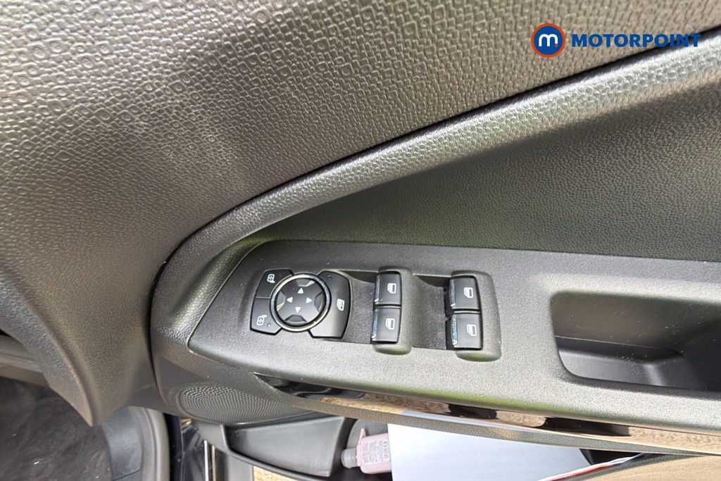 Ford Ecosport Titanium Manual Petrol SUV - Stock Number (1626198) - 20th supplementary image