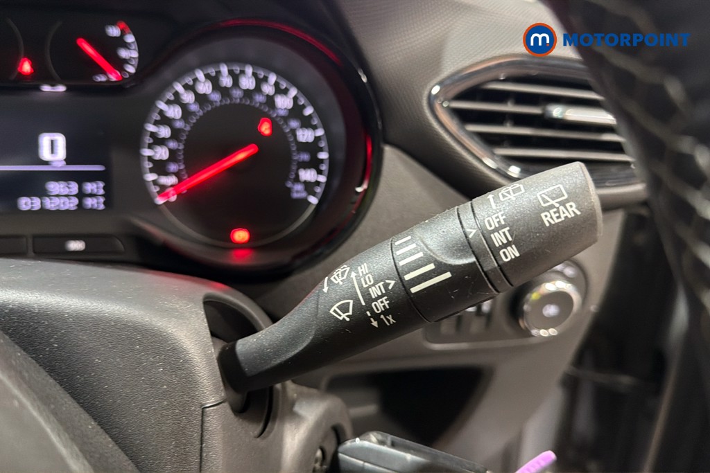 Vauxhall Crossland X Griffin Manual Diesel SUV - Stock Number (1626616) - 7th supplementary image