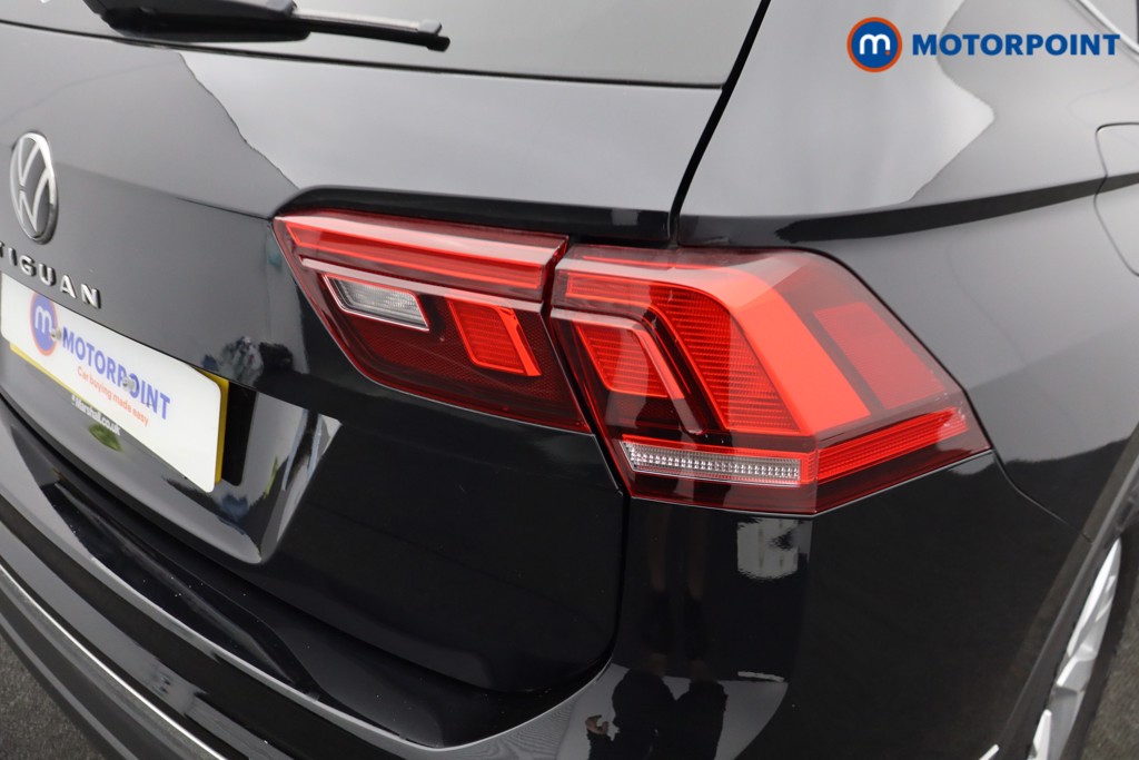 Volkswagen Tiguan Allspace Life Automatic Petrol SUV - Stock Number (1628324) - 3rd supplementary image