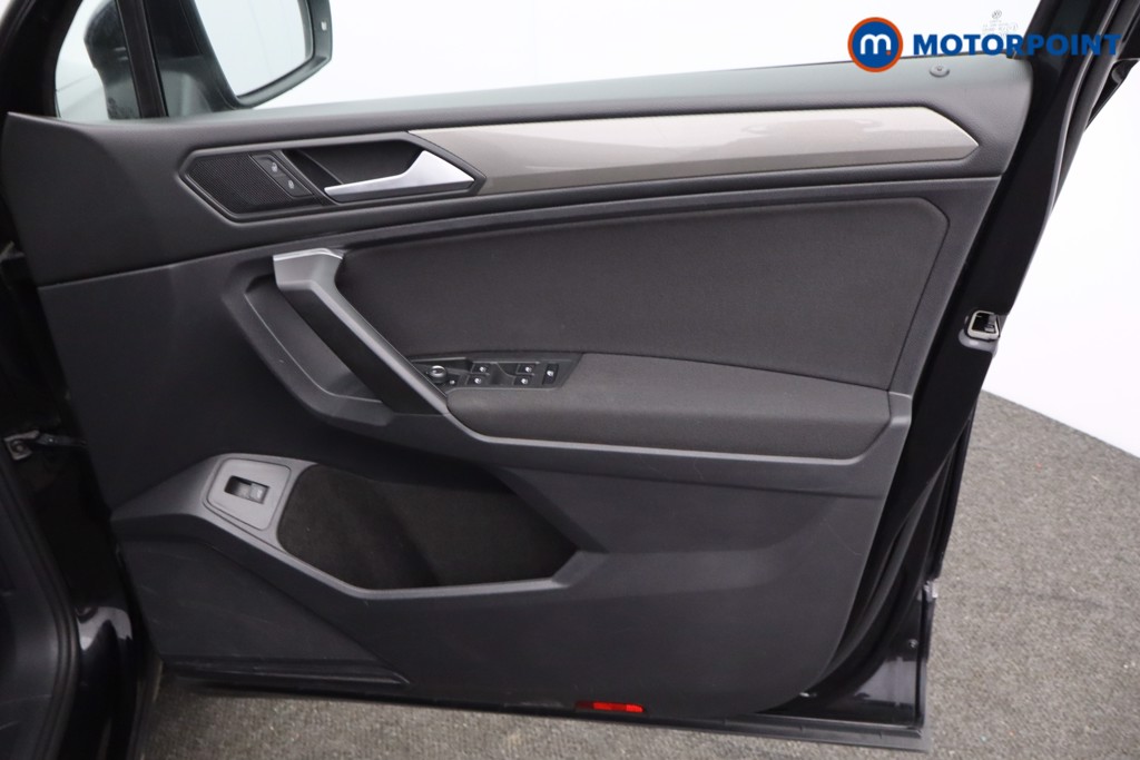 Volkswagen Tiguan Allspace Life Automatic Petrol SUV - Stock Number (1628324) - 11th supplementary image