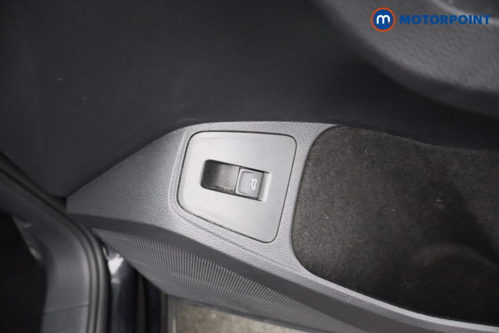Volkswagen Tiguan Allspace Life Automatic Petrol SUV - Stock Number (1628324) - 14th supplementary image