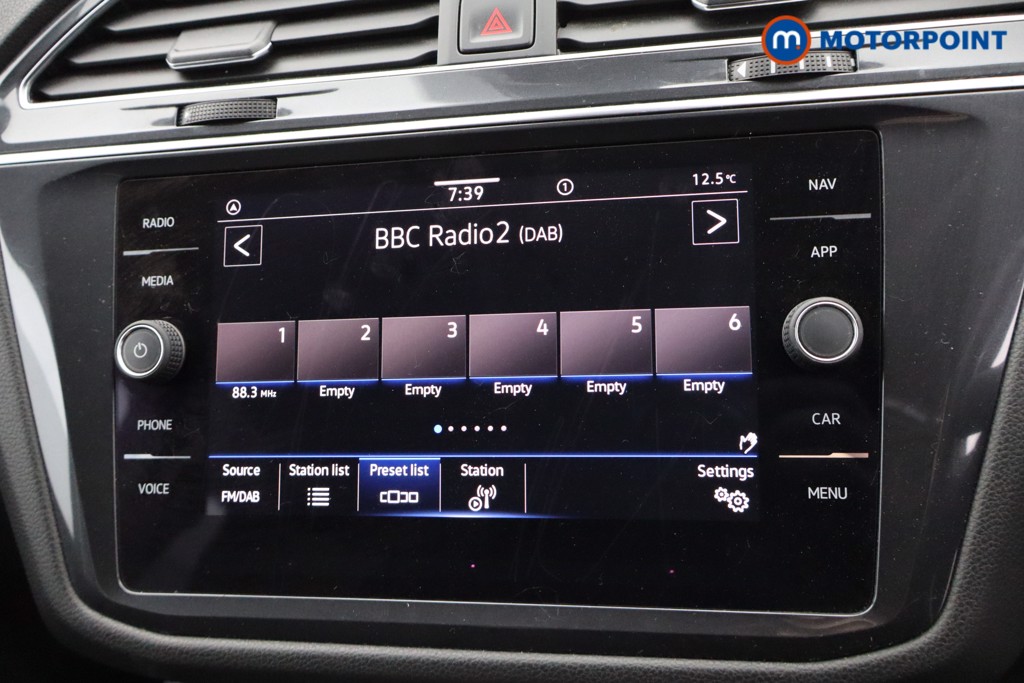 Volkswagen Tiguan Allspace Life Automatic Petrol SUV - Stock Number (1628324) - 22nd supplementary image