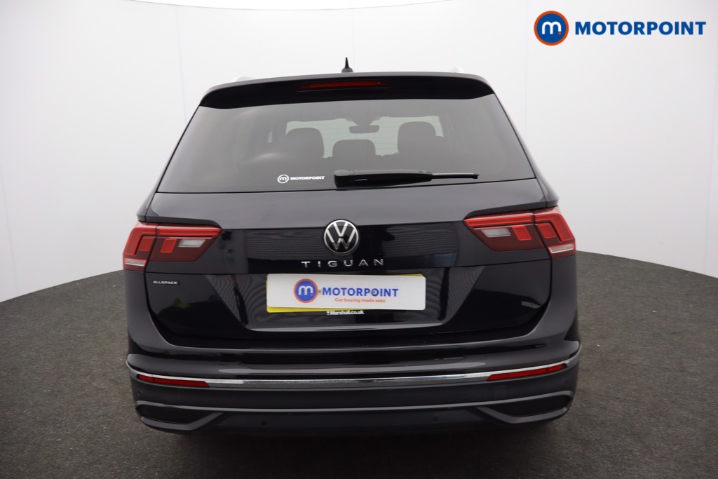 Volkswagen Tiguan Allspace Life Automatic Petrol SUV - Stock Number (1628324) - 1st supplementary image