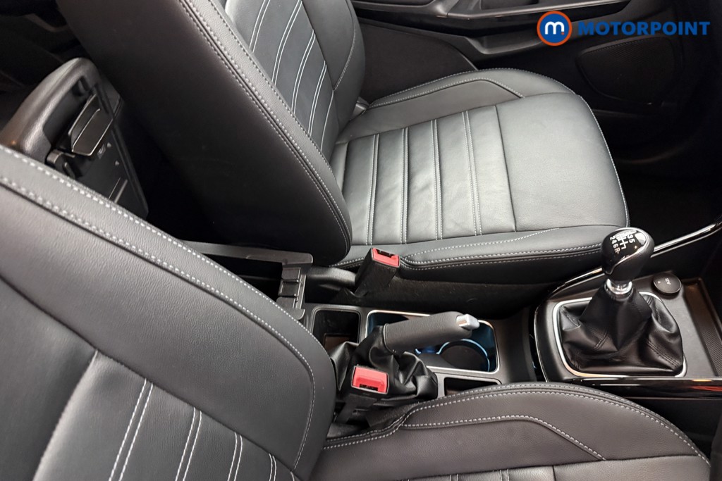 Ford Ecosport Active Manual Petrol SUV - Stock Number (1628342) - 11th supplementary image