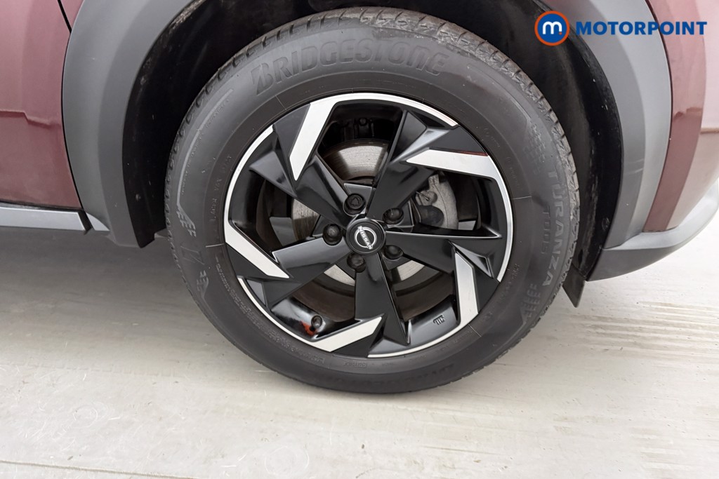 Nissan Juke N-Connecta Automatic Petrol SUV - Stock Number (1629060) - 25th supplementary image