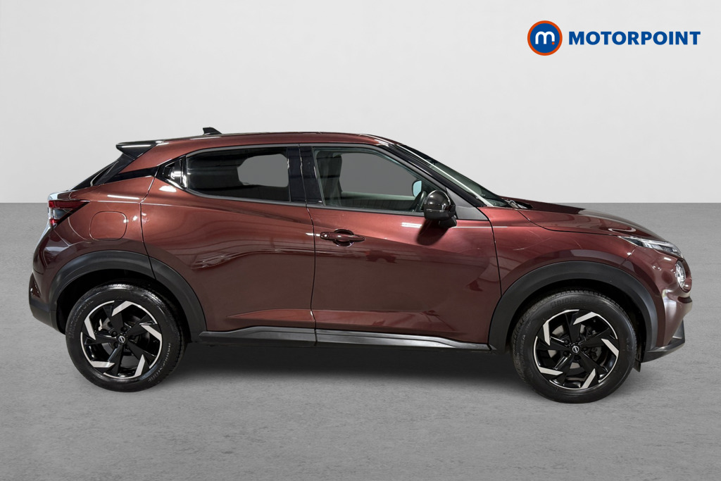 Nissan Juke N-Connecta Automatic Petrol SUV - Stock Number (1629060) - Drivers side