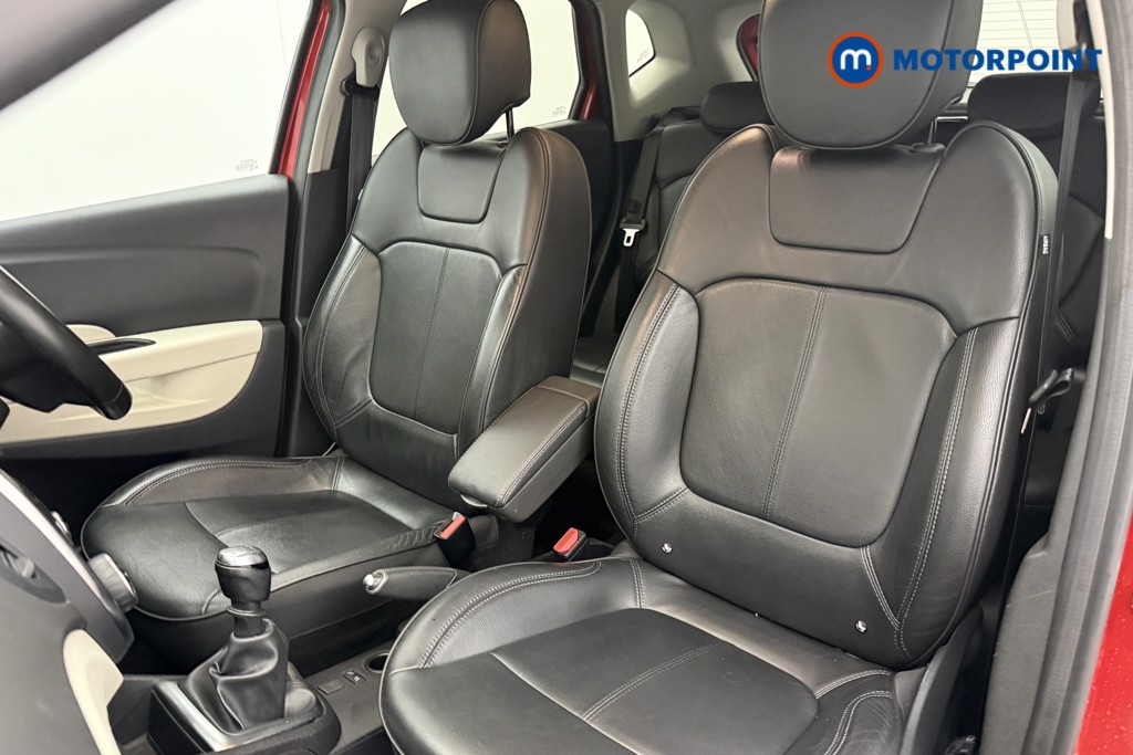 Renault Captur Gt Line Manual Petrol SUV - Stock Number (1630742) - 3rd supplementary image