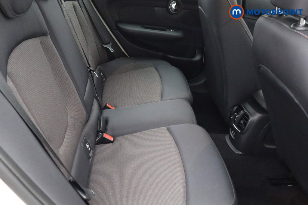 Mini Clubman Cooper Classic Automatic Petrol Estate - Stock Number (1631370) - 7th supplementary image