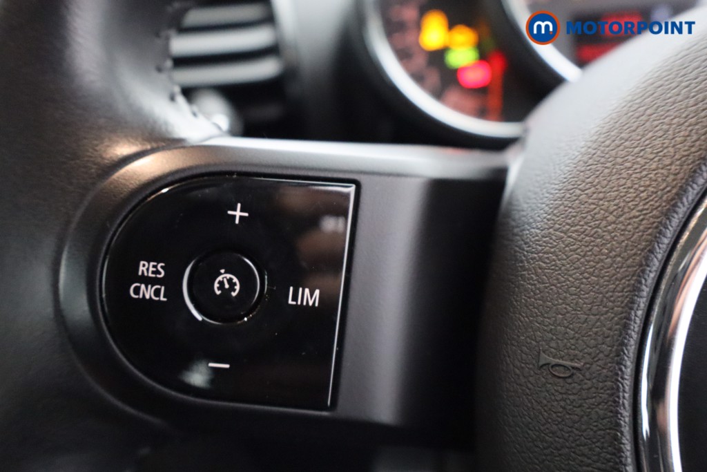 Mini Clubman Cooper Classic Automatic Petrol Estate - Stock Number (1631370) - 14th supplementary image