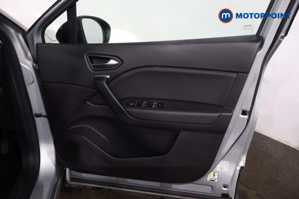 Renault Captur S Edition Automatic Petrol SUV - Stock Number (1631875) - 22nd supplementary image