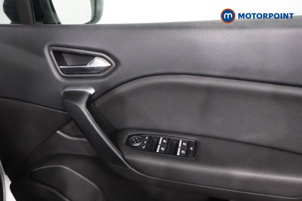 Renault Captur S Edition Automatic Petrol SUV - Stock Number (1631875) - 23rd supplementary image
