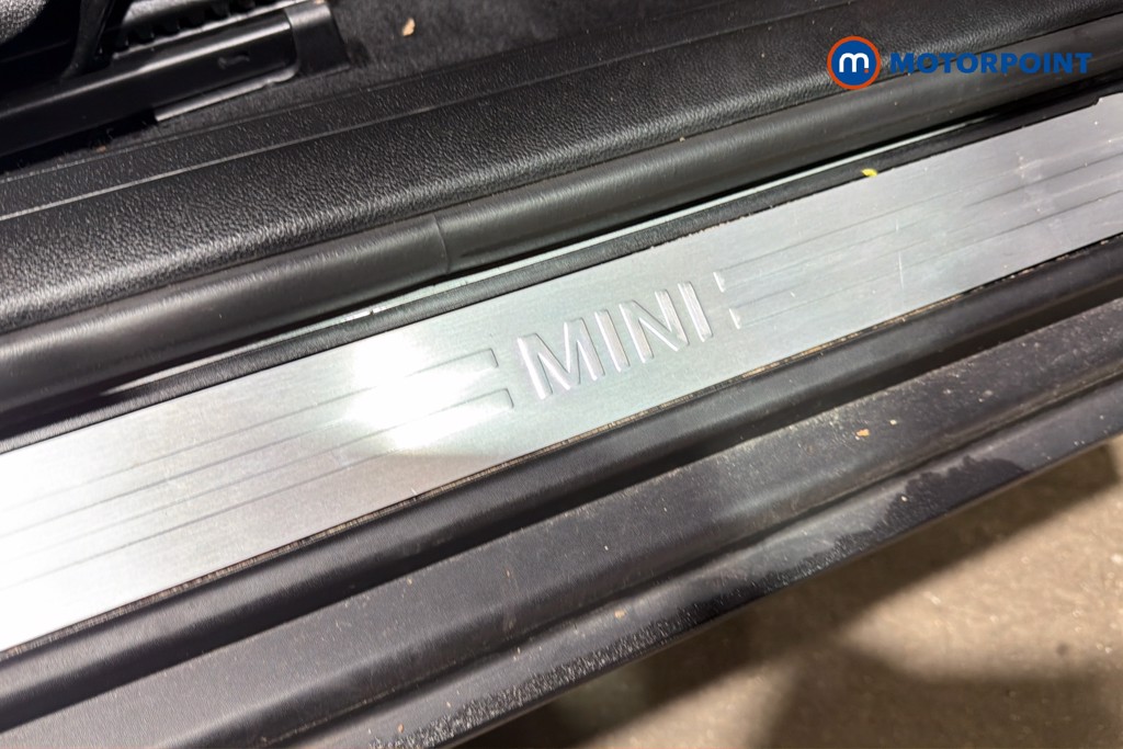 Mini Clubman Cooper Classic Automatic Petrol Estate - Stock Number (1632305) - 27th supplementary image