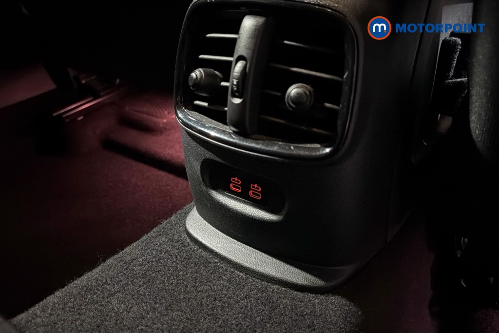 Mini Clubman Cooper Classic Automatic Petrol Estate - Stock Number (1632305) - 30th supplementary image