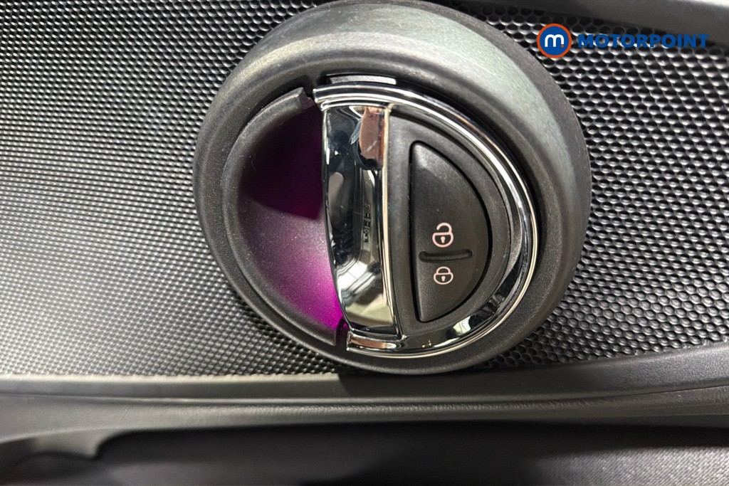 Mini Clubman Cooper Classic Automatic Petrol Estate - Stock Number (1632305) - 42nd supplementary image