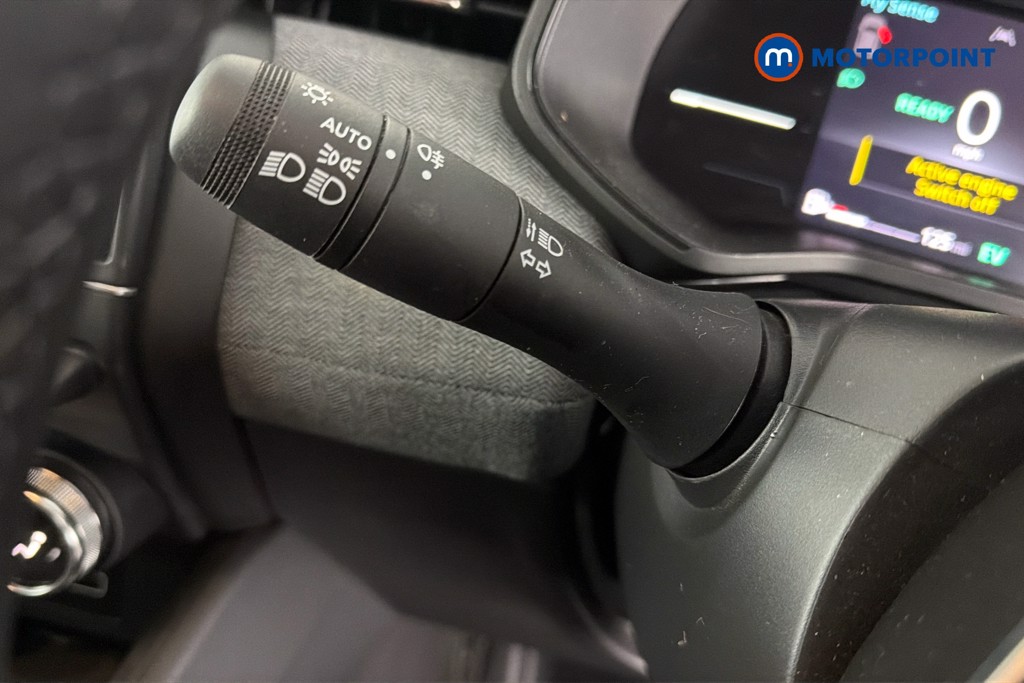 Renault Clio Techno Automatic Petrol-Electric Hybrid Hatchback - Stock Number (1632657) - 6th supplementary image
