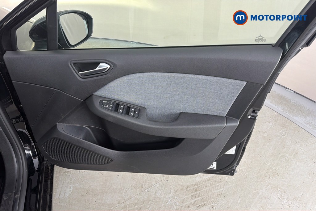 Renault Clio Techno Automatic Petrol-Electric Hybrid Hatchback - Stock Number (1632657) - 19th supplementary image