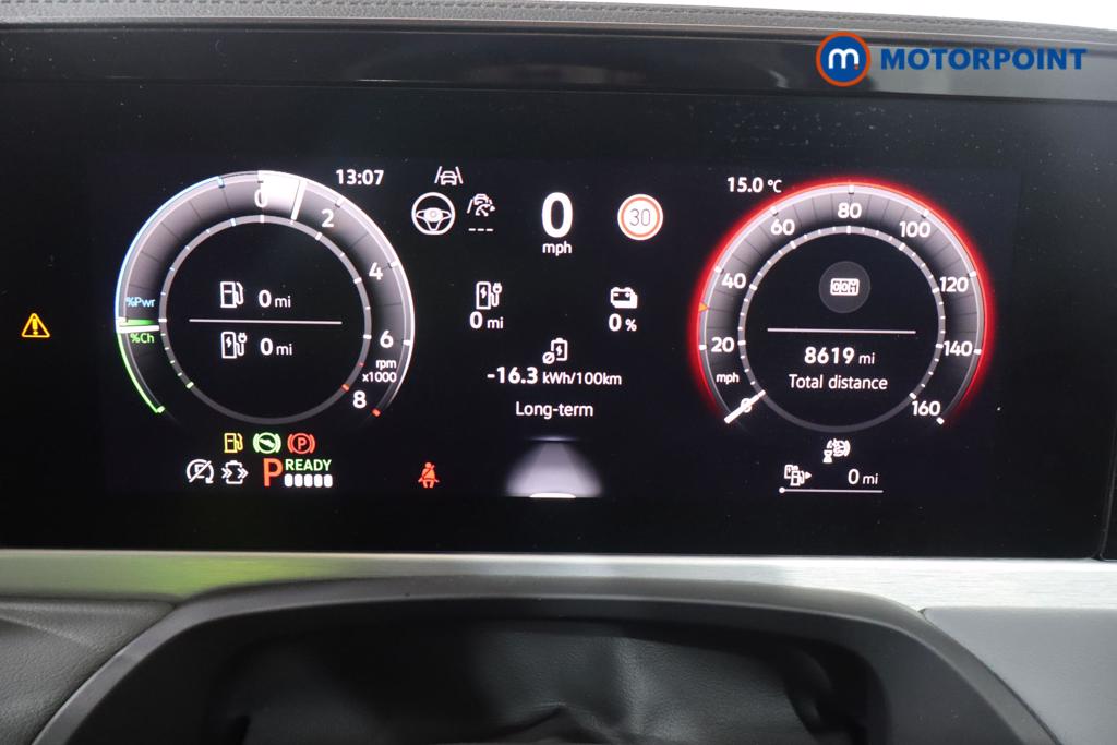 Volkswagen Passat Life Automatic Petrol Plug-In Hybrid Estate - Stock Number (1632897) - 4th supplementary image