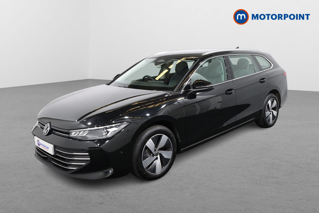Volkswagen Passat Life Automatic Petrol Plug-In Hybrid Estate - Stock Number (1632897) - Passenger side front corner