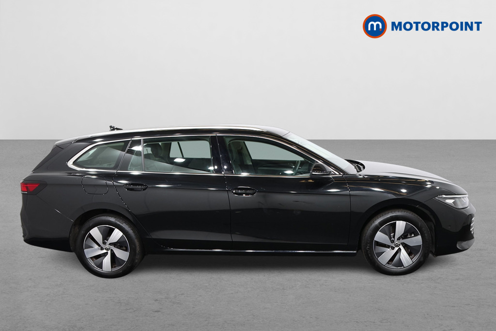 Volkswagen Passat Life Automatic Petrol Plug-In Hybrid Estate - Stock Number (1632897) - Drivers side