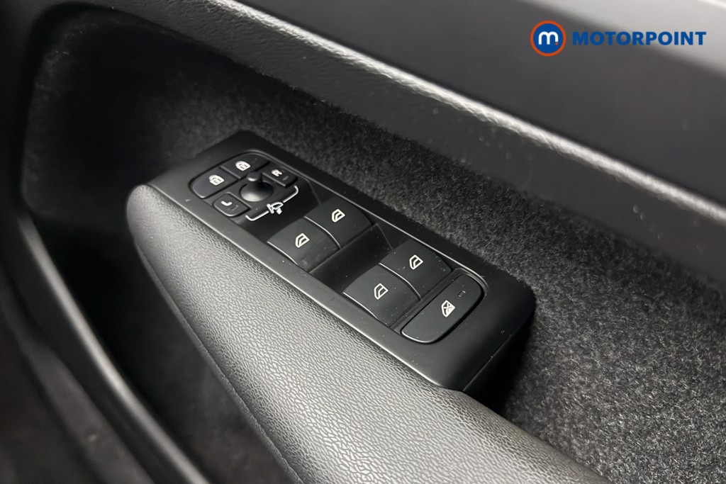 Volvo Xc40 R Design Automatic Petrol SUV - Stock Number (1633034) - 20th supplementary image