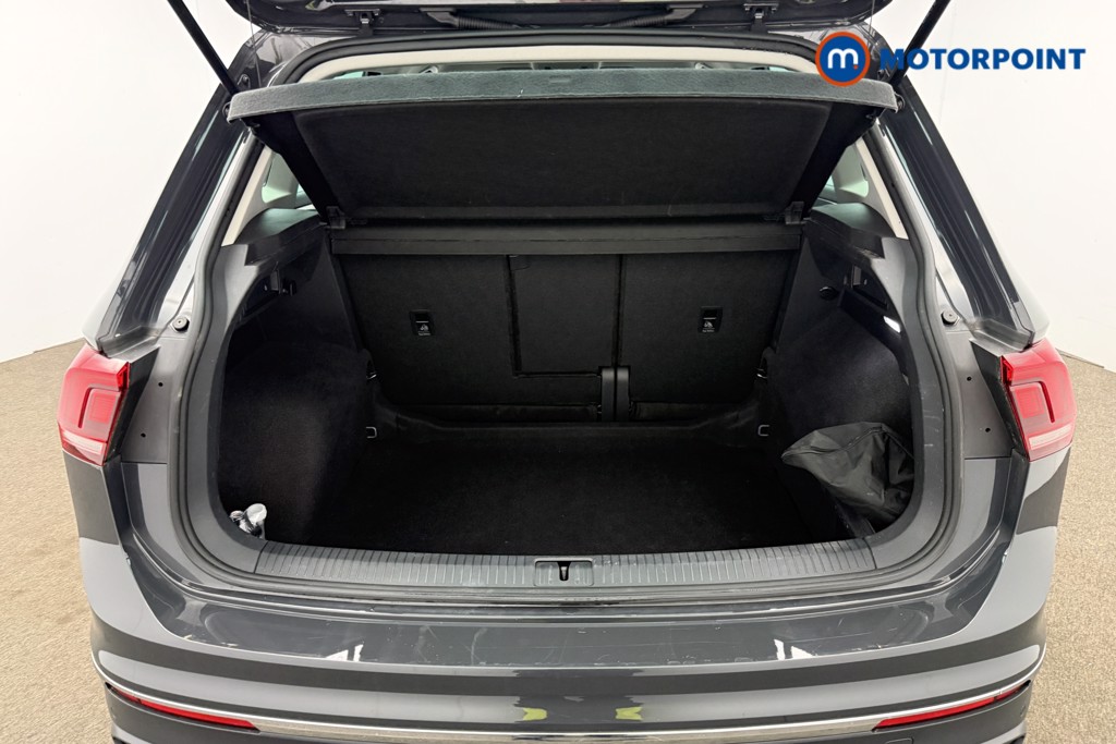 Volkswagen Tiguan Life Manual Petrol SUV - Stock Number (1633671) - 5th supplementary image