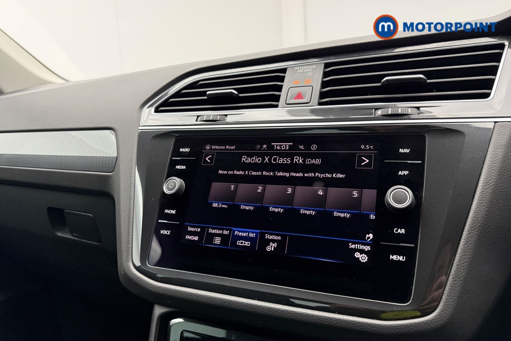Volkswagen Tiguan Life Manual Petrol SUV - Stock Number (1633671) - 11th supplementary image