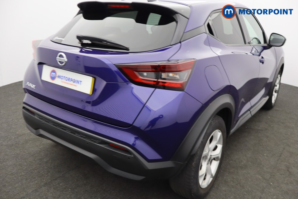 Nissan Juke N-Connecta Automatic Petrol SUV - Stock Number (1634004) - 2nd supplementary image