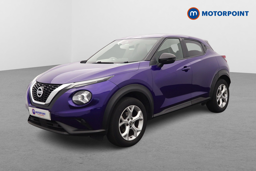 Nissan Juke N-Connecta Automatic Petrol SUV - Stock Number (1634004) - Passenger side front corner