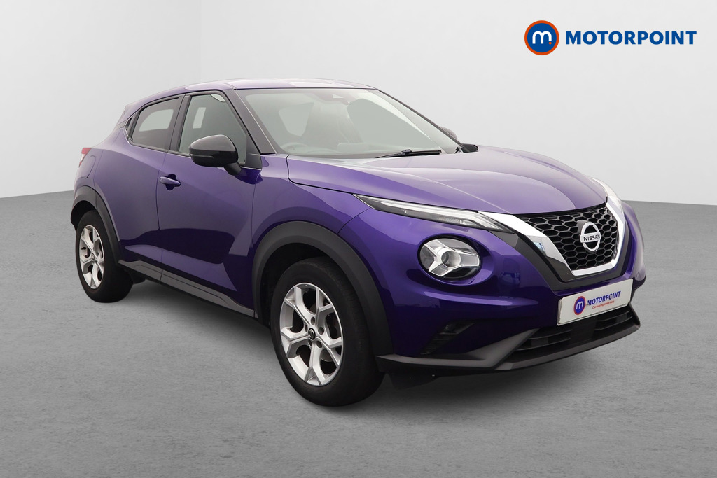 Nissan Juke N-Connecta Automatic Petrol SUV - Stock Number (1634004) - Drivers side front corner