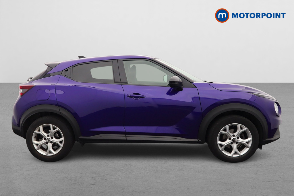 Nissan Juke N-Connecta Automatic Petrol SUV - Stock Number (1634004) - Drivers side