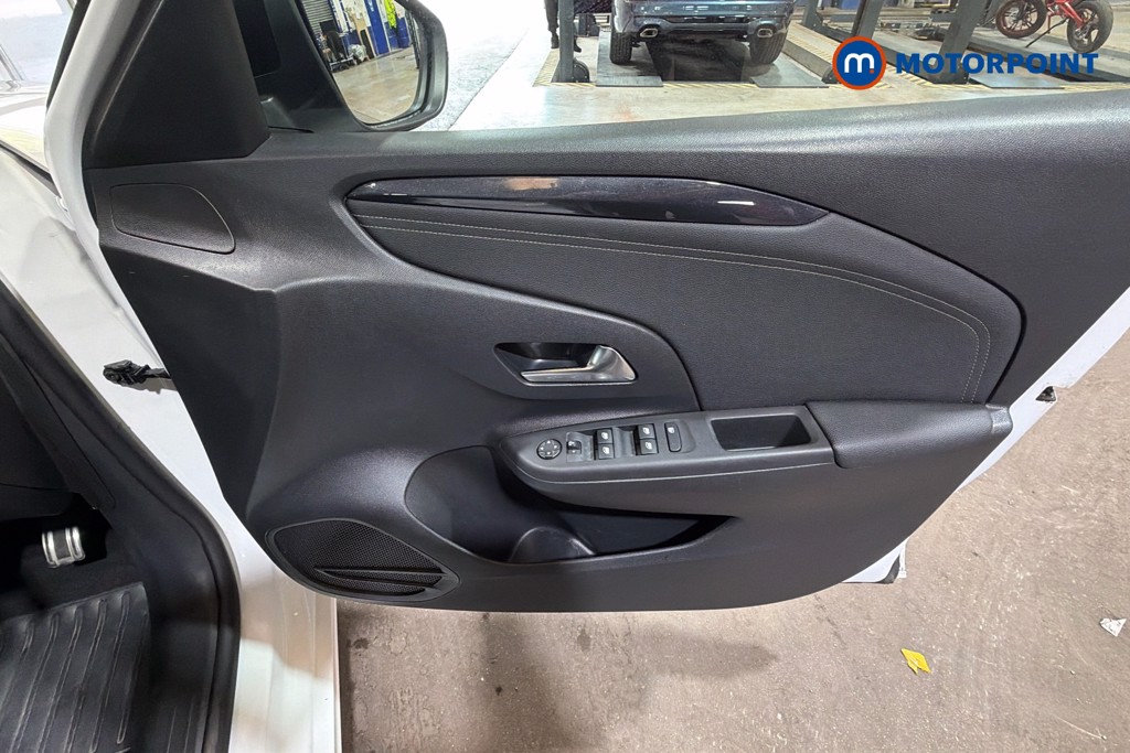 Vauxhall Corsa GS Manual Petrol Hatchback - Stock Number (1634687) - 19th supplementary image