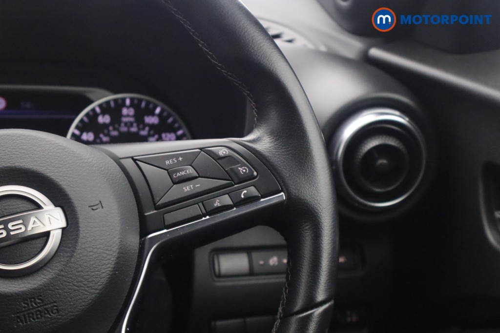 Nissan Juke N-Connecta Automatic Petrol-Electric Hybrid SUV - Stock Number (1634793) - 9th supplementary image