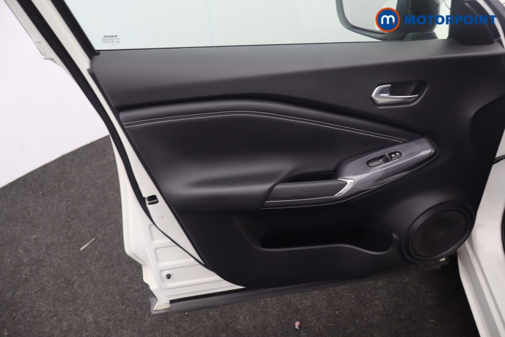Nissan Juke N-Connecta Automatic Petrol-Electric Hybrid SUV - Stock Number (1634793) - 27th supplementary image