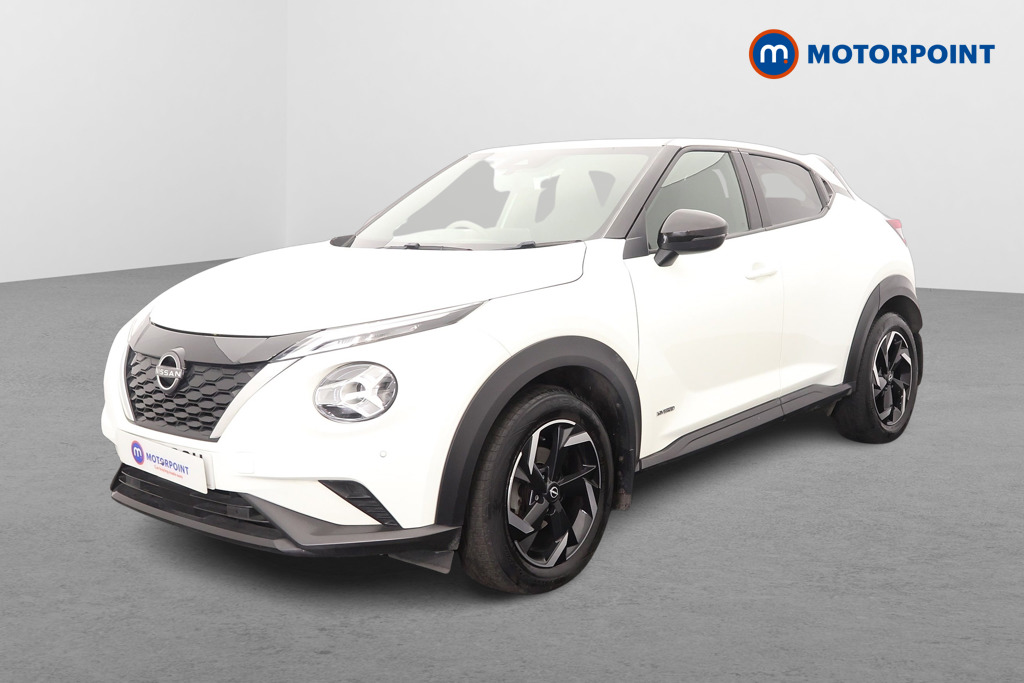 Nissan Juke N-Connecta Automatic Petrol-Electric Hybrid SUV - Stock Number (1634793) - Passenger side front corner