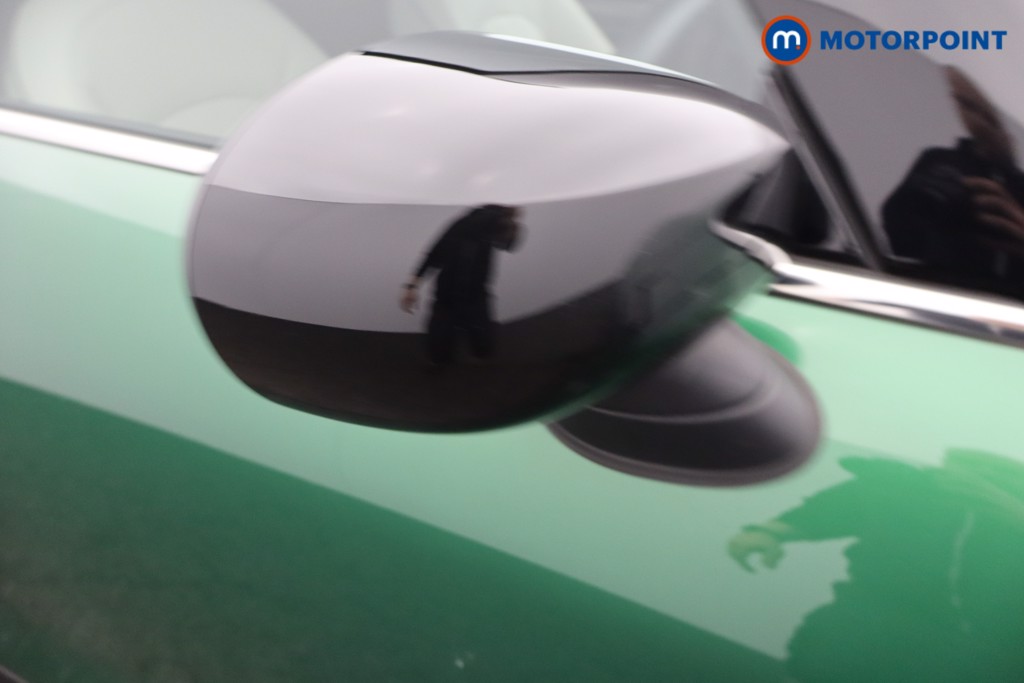 Mini Hatchback Cooper Exclusive Automatic Petrol Hatchback - Stock Number (1635180) - 21st supplementary image